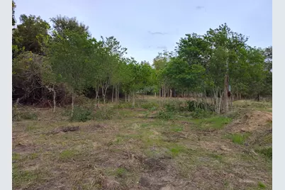 206 W Roberts Avenue, Rockdale, TX 76567 - Photo 10