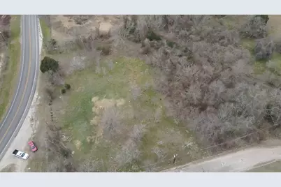 206 W Roberts Avenue, Rockdale, TX 76567 - Photo 2