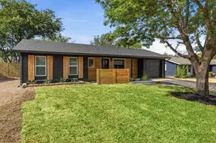 6705 Esther Dr, Austin, TX 78752 - Photo 2