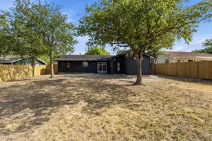 6705 Esther Dr, Austin, TX 78752 - Photo 28