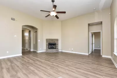 303 Gulfstream Drive, Georgetown, TX 78626 - Photo 10
