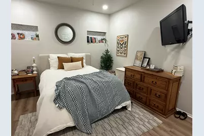 910 W 25th Street #508, Austin, TX 78705 - Photo 6