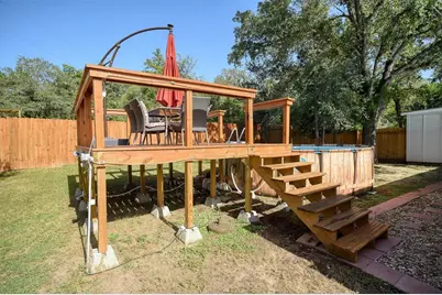 1217 Jones Street, Smithville, TX 78957 - Photo 24