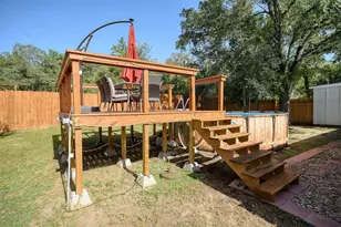 1217 Jones St, Smithville, TX 78957 - Photo 24