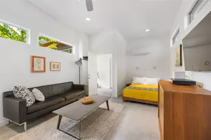 1117 Stobaugh St, Austin, TX 78757 - Photo 24
