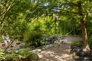 1117 Stobaugh St, Austin, TX 78757 - Photo 32