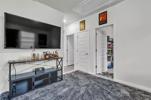 1100 View Dr, Georgetown, TX 78628 - Photo 14