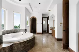 8001 Magnolia Ridge Cove, Austin, TX 78738 - Photo 16
