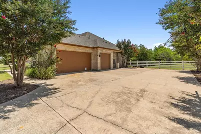 218 Courtnees Way, Georgetown, TX 78626 - Photo 32