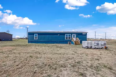 260 Castellana Way, Elgin, TX 78621 - Photo 4