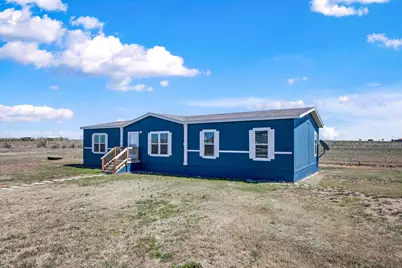 260 Castellana Way, Elgin, TX 78621 - Photo 2