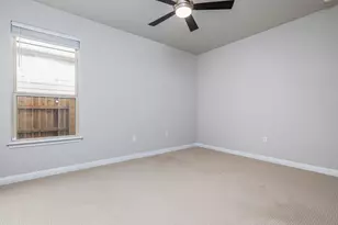8204 Silhouette St, Austin, TX 78744 - Photo 20