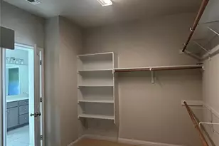 8204 Silhouette St, Austin, TX 78744 - Photo 34