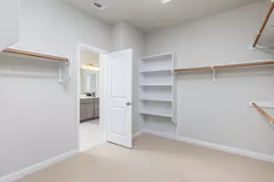 8204 Silhouette St, Austin, TX 78744 - Photo 14