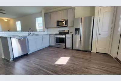 242 Thornless Circle, Buda, TX 78610 - Photo 6