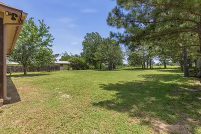145 Cardinal Loop, Paige, TX 78659 - Photo 36