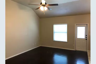 378 Joanne Loop #A, Buda, TX 78610 - Photo 4