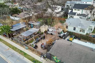 2706 Zaragosa St, Austin, TX 78702 - Photo 28