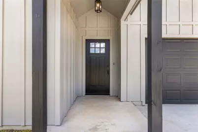 271 S Manse Avenue, Giddings, TX 78942 - Photo 4