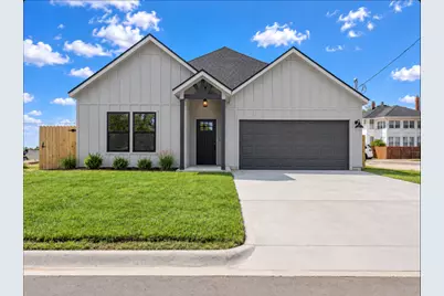 271 S Manse Avenue, Giddings, TX 78942 - Photo 1