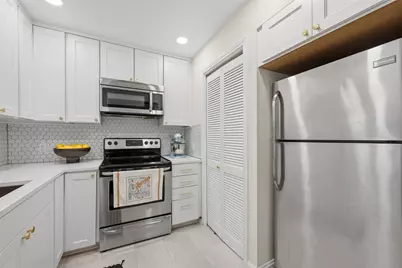 1500 Woodlawn Boulevard #11, Austin, TX 78703 - Photo 12
