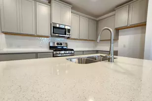 202 Doodle Ln, Hutto, TX 78634 - Photo 8