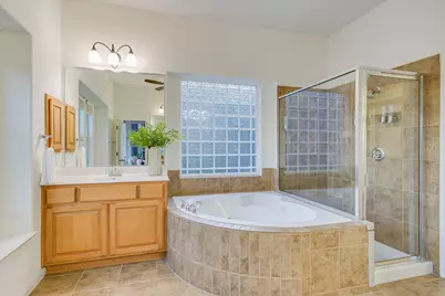 17120 Northlake Hills Drive, Jonestown, TX 78645 - Photo 22