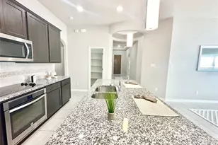 1017 Hillrose Dr, Leander, TX 78641 - Photo 16