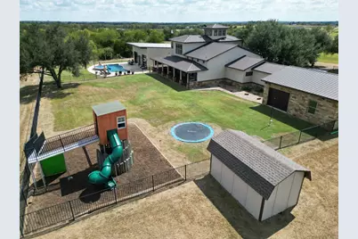 1124 County Road 301, Elgin, TX 78621 - Photo 2