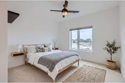 2220 Webberville Road #302, Austin, TX 78702 - Photo 2