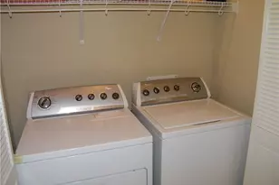 9201 Brodie Ln, Austin, TX 78748 - Photo 20