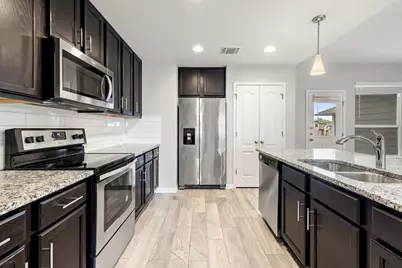 718 Tinton Falls Lane, Pflugerville, TX 78660 - Photo 8