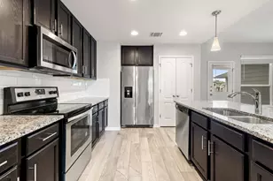 718 Tinton Falls Ln, Pflugerville, TX 78660 - Photo 8