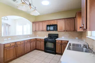 10312 Lone Pine Ln, Austin, TX 78747 - Photo 8