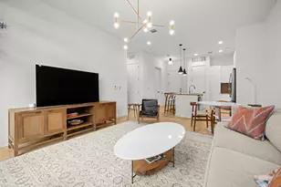800 Embassy Dr, Austin, TX 78702 - Photo 4