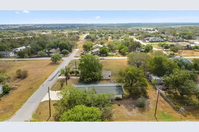 410 N Burnet Street, Manor, TX 78653 - Photo 34