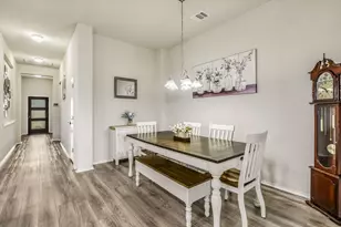 100 Rebel Red Cv, Liberty Hill, TX 78642 - Photo 4