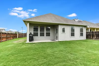 100 Rebel Red Cove, Liberty Hill, TX 78642 - Photo 16