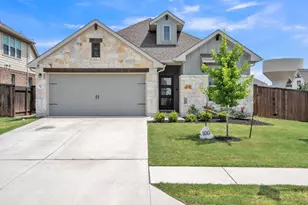 100 Rebel Red Cv, Liberty Hill, TX 78642 - Photo 1