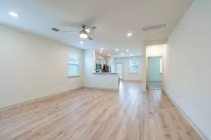 10801 Meris Ln, Austin, TX 78754 - Photo 10