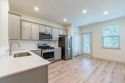 10801 Meris Lane, Austin, TX 78754 - Photo 6