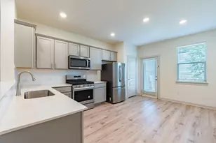 10801 Meris Ln, Austin, TX 78754 - Photo 6