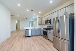 10801 Meris Ln, Austin, TX 78754 - Photo 8