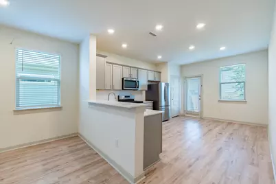 10801 Meris Lane, Austin, TX 78754 - Photo 4