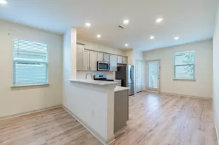 10801 Meris Ln, Austin, TX 78754 - Photo 4