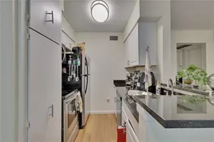 2207 Leon St, Austin, TX 78705 - Photo 8