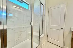 6151 Marsh Ln, Buda, TX 78610 - Photo 14