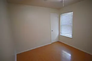 3319 Dolphin Dr, Austin, TX 78704 - Photo 16