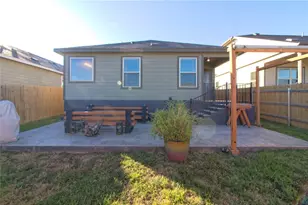 505 Greatest Gift Wy, Jarrell, TX 76537 - Photo 24