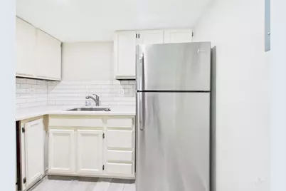 1000 W 26th Street #211, Austin, TX 78705 - Photo 10